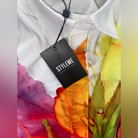 STYLEWE Women’s Button down blouse w/watercolor floral pattern & cuff sleeves - Picture 9 of 9